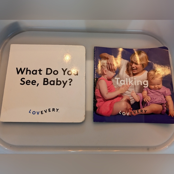 Lovevery Baby Book and Booklet - Picture 1 of 4
